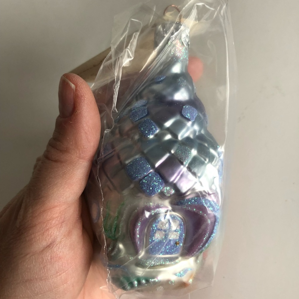 Patricia Breen Designs hand painted ornament